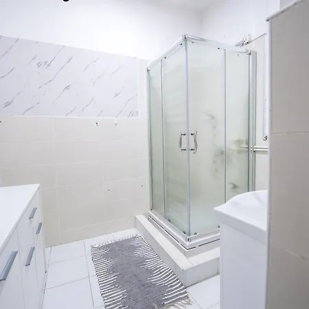 Family House * Leskovac (Jablanica)